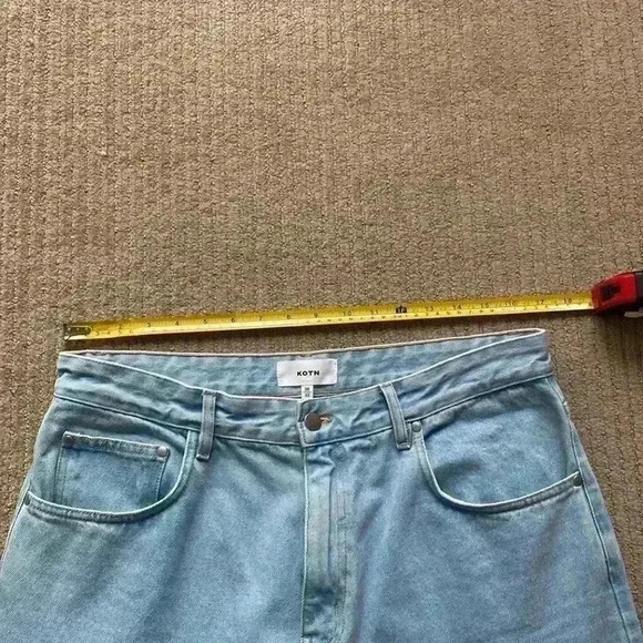 KOTN Unisex Antifit Denim high-waisted jeans light wash 36/32 (12-14). - Picture 8 of 16